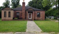  Lynmore Ave