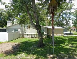  W Heiter St
