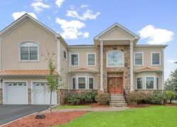  Carriage Dr