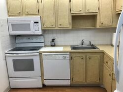  Country Club Dr Apt 3