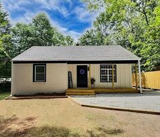  Lumpkin St