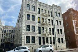  James M Wood Blvd Apt