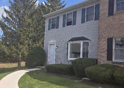  Laurel Springs Ln