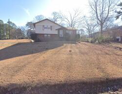  Hillcrest Rd