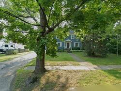  Creekside Dr