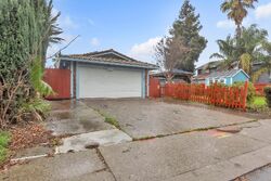  Castle Oaks Dr