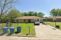  Meadow Ln