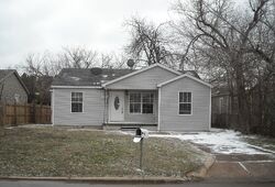  Nw Irwin Ave