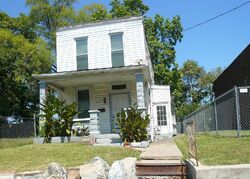  W Jefferson St