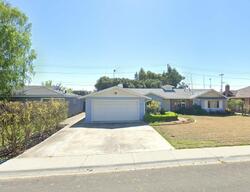  E Eaton Ave