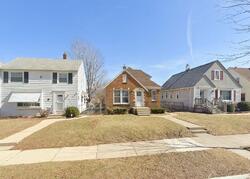  S 19th St