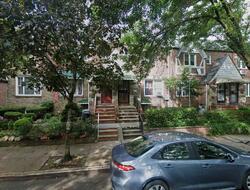  83rd St