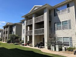  Cherry Ct Apt 3