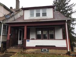  Riverview St