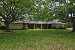  Whispering Meadow Dr