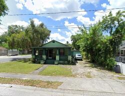  E 27th Ave