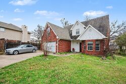  Peachtree Ln