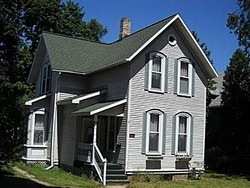  3rd St