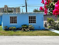  Ne 136th St