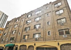  W Saint James Pl Apt 