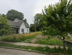  N Dearborn St
