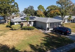  Cedarbrook Dr S