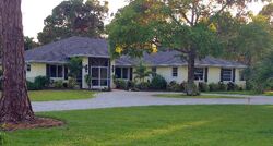  Larchmont Dr