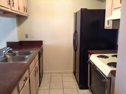 Colonial Dr Apt 3