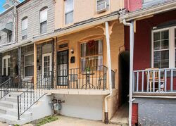  Moss St