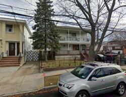  254th St