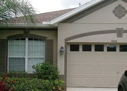  Surrey Pines Dr