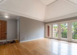  Bell Tower Ct Unit 4