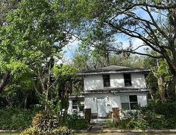  S Poplar Ave