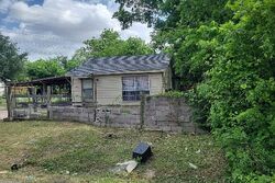  Karnes St