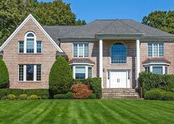  Stonewall Cir