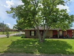  E Lawnwood Dr