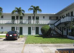  Arbor Dr Apt 208