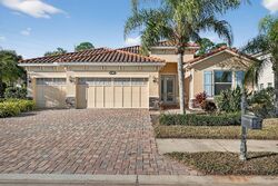  Rock Dove Dr