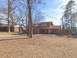  Town Country Dr Se