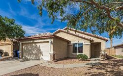  W Port Royale Ln