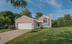  Rollingwood Dr