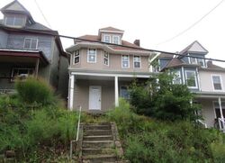  N School St