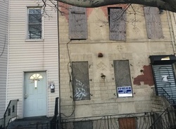  Logan St