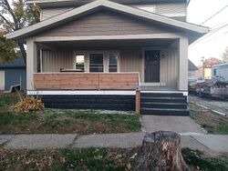  10th St Se