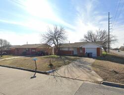  Nw Pollard Ave