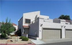  N 47th Ln
