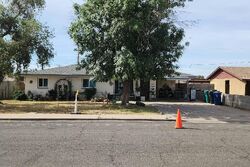  E Nielson Ave