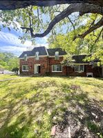  The Oaks Dr