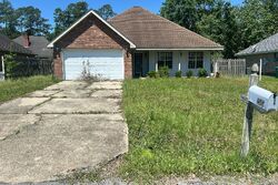  Broadmoor Dr