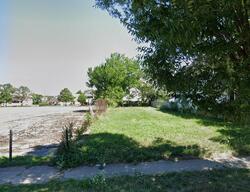  E 140th St
